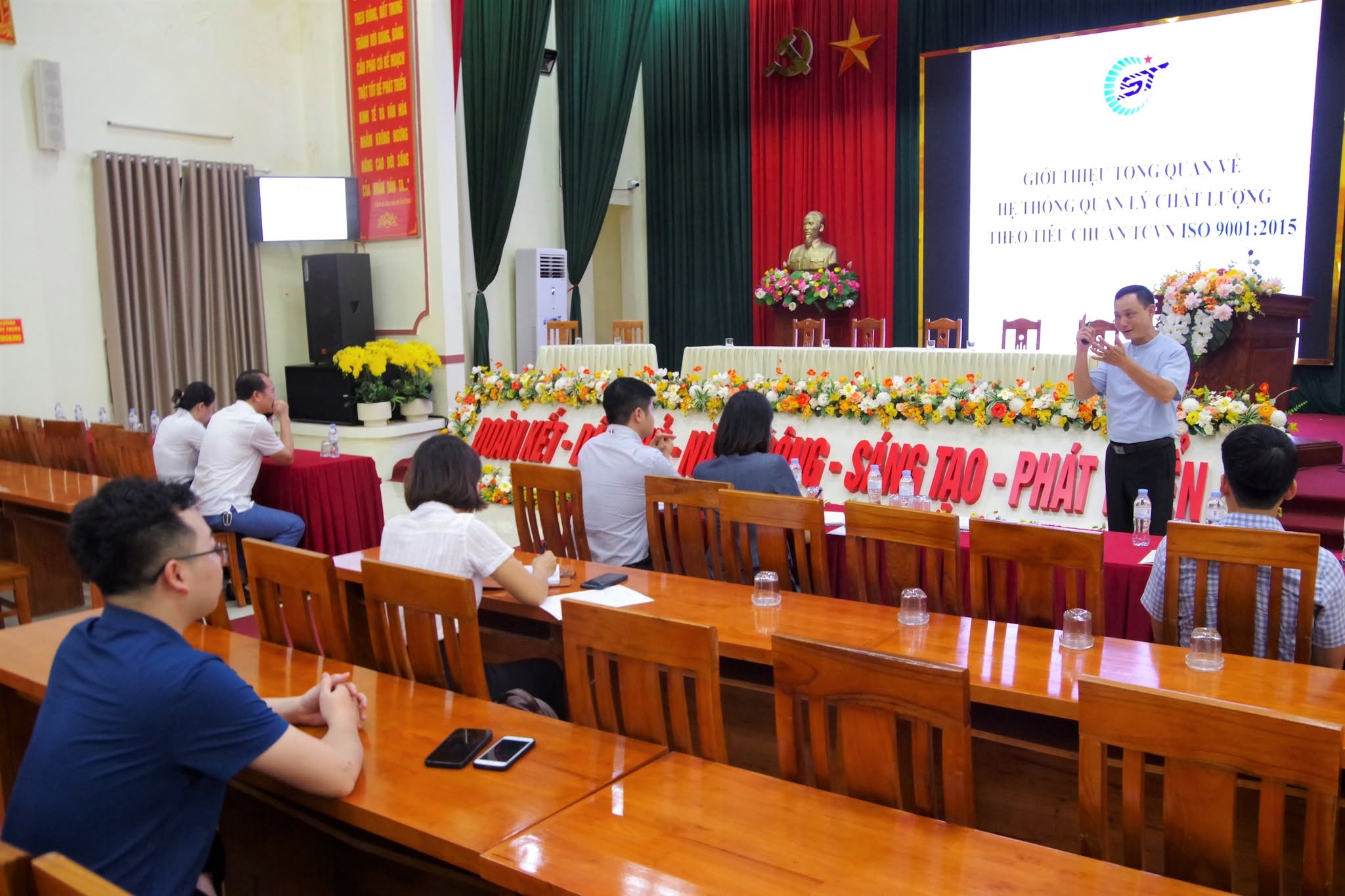 Phường Hồng Châu - Tập huấn hướng dẫn xây dựng mở rộng hệ thống quản lý chất lượng theo tiêu chuẩn TCVN 9001-2025